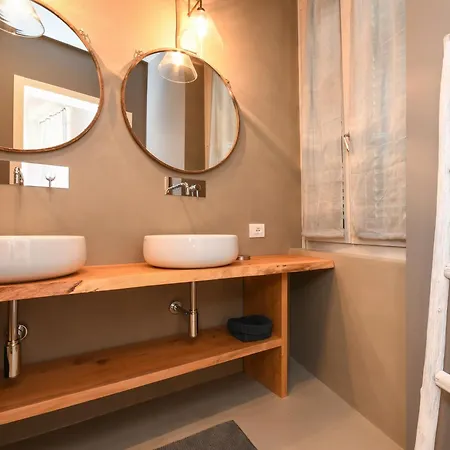 Luxury Modern By The