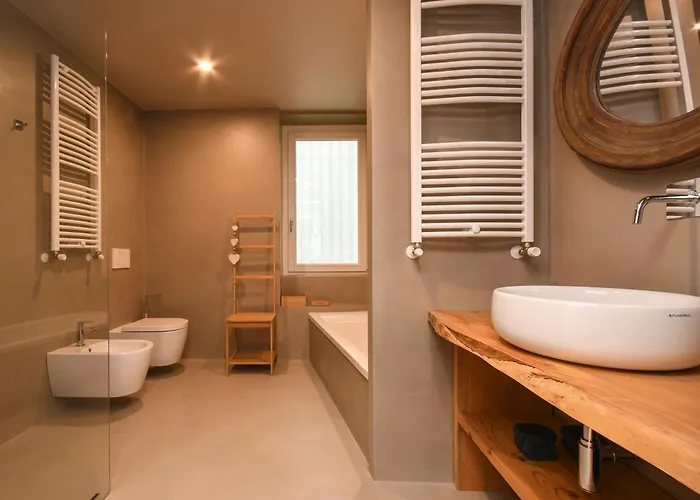 Apartament Luxury Modern By The Salò