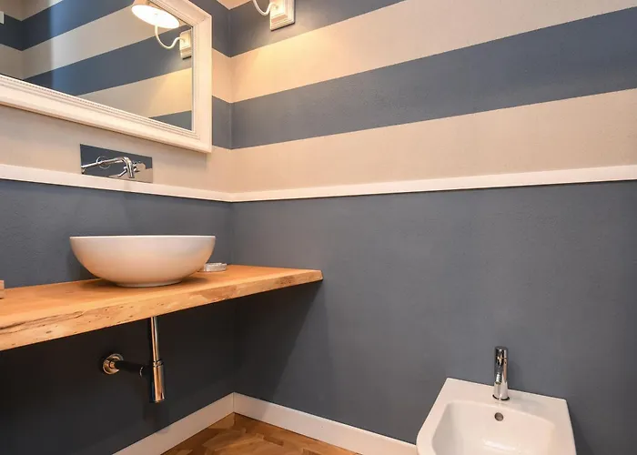 Luxury Modern By The Apartament