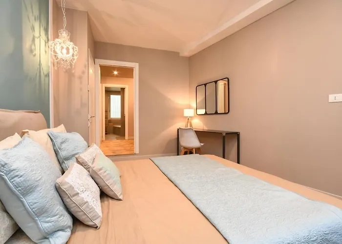 Luxury Modern By The * Salò