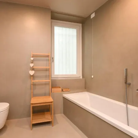 Luxury Modern By The * Salò